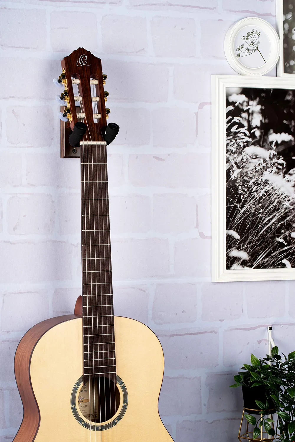 Ortega support mural guitare bois